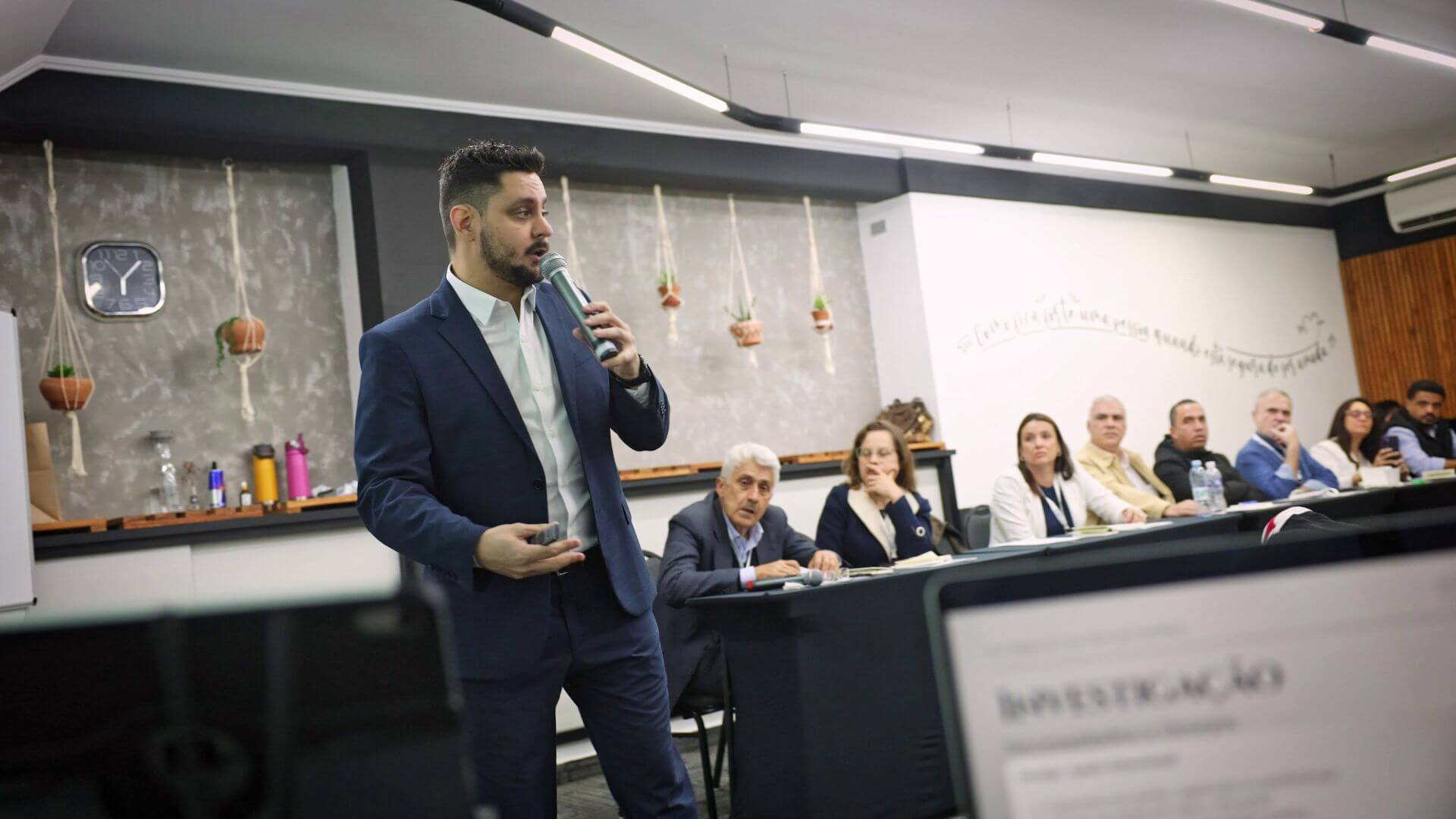 Os Códigos do Luxo no Mercado Imobiliário - Edição São Paulo